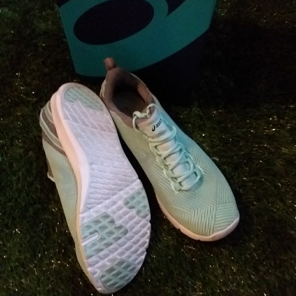 Asics Trainers - Picture 2 of 5